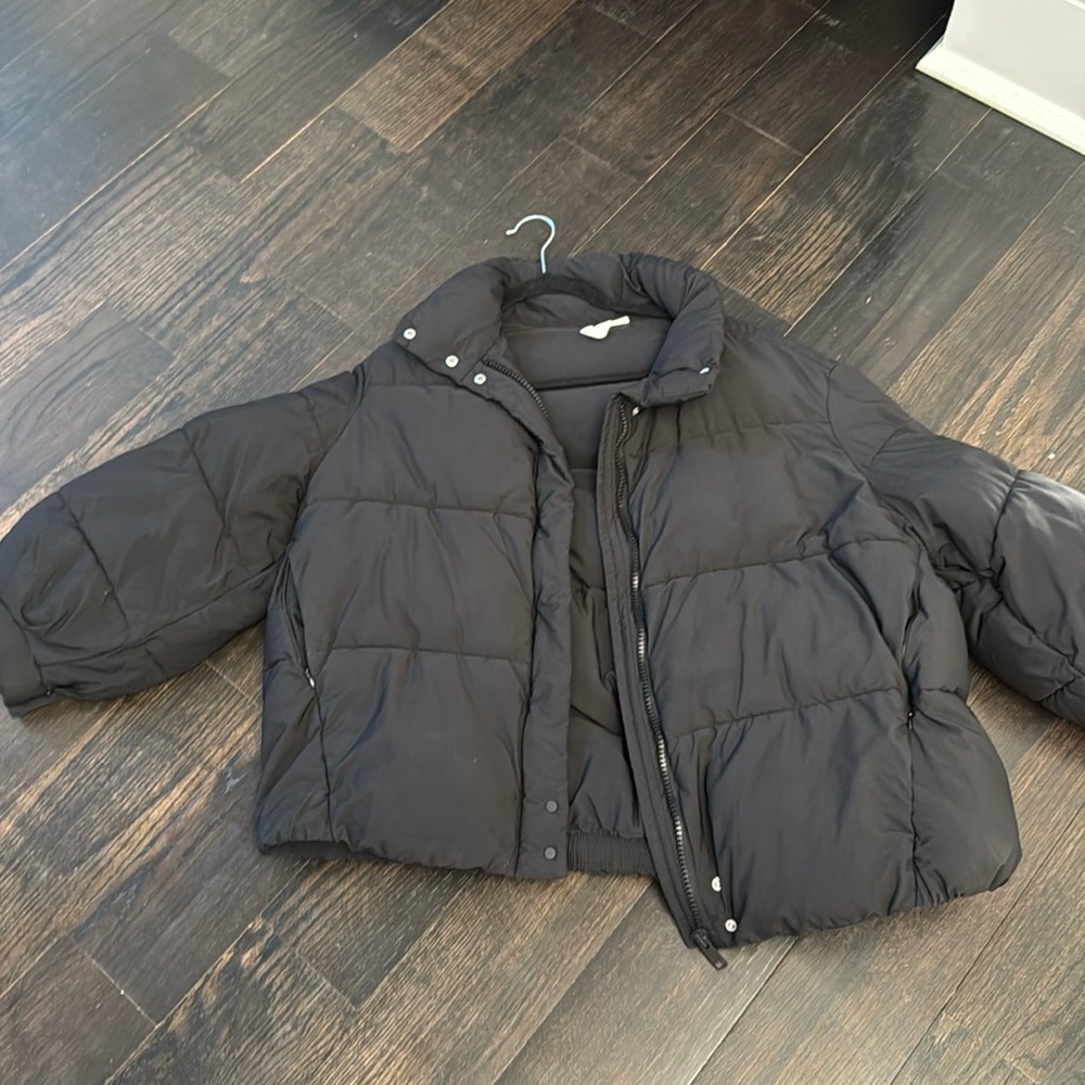 mango black puffer coat size small. worn 2x. pet free, smoke free home